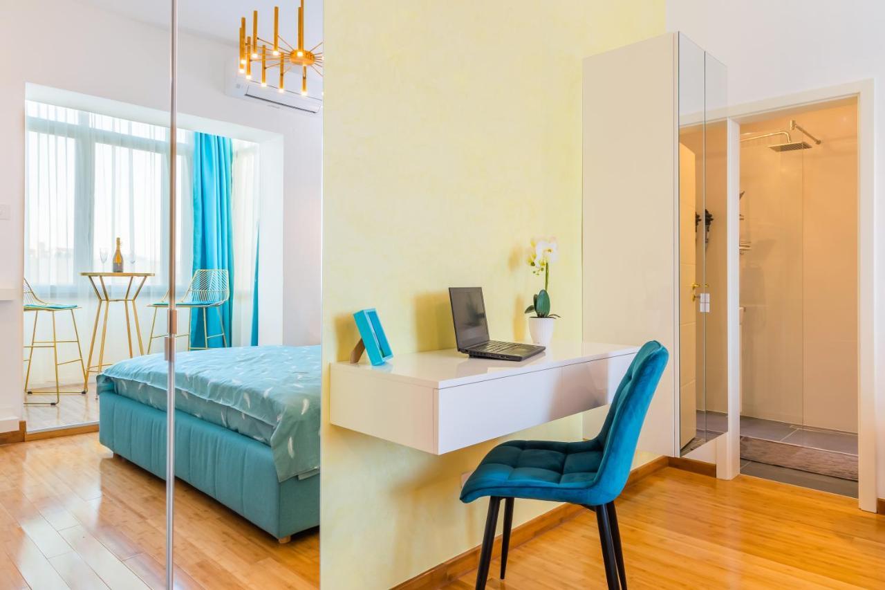 New Studio Carturesti - City Center Букурещ Екстериор снимка