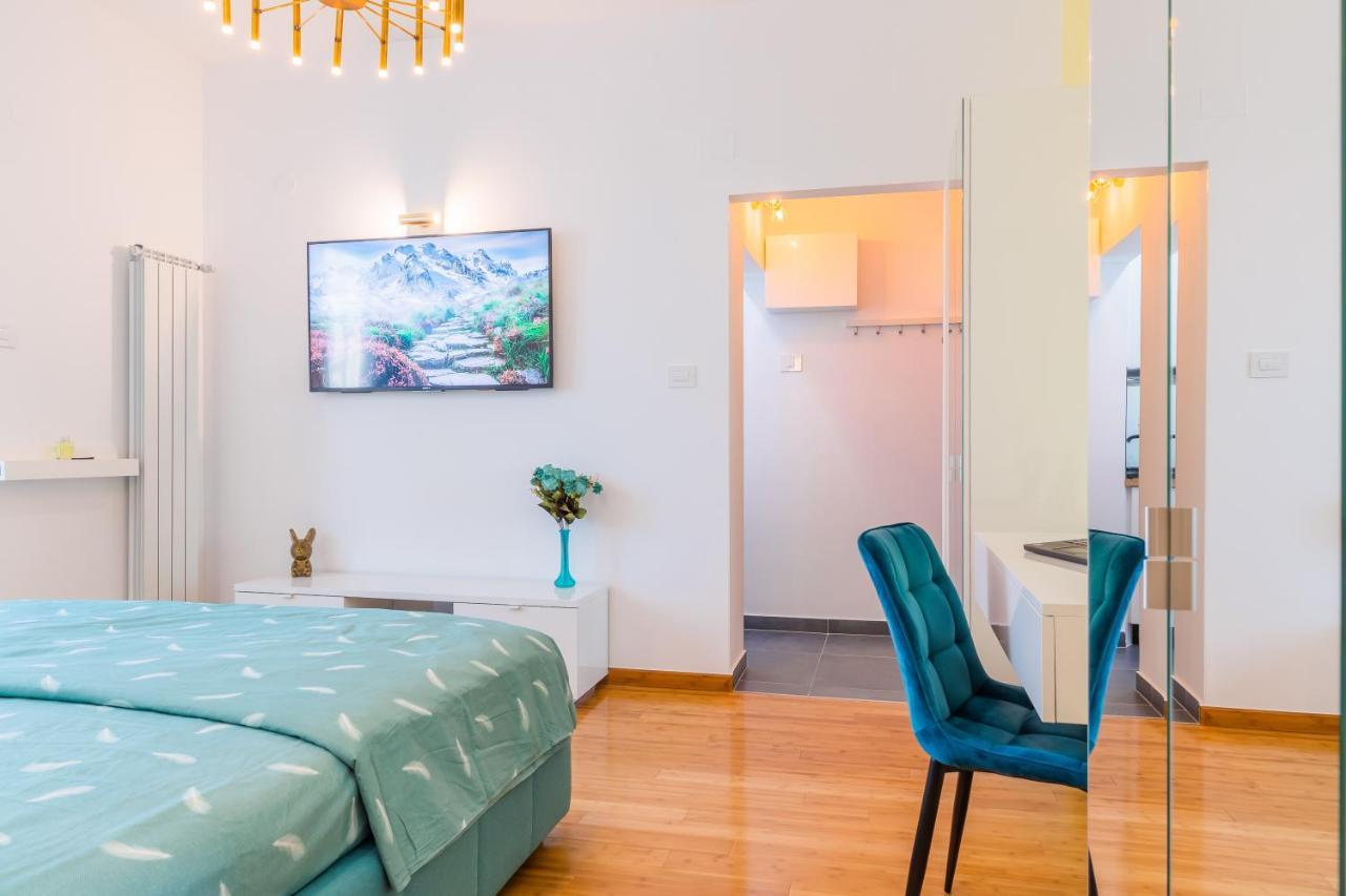 New Studio Carturesti - City Center Букурещ Екстериор снимка